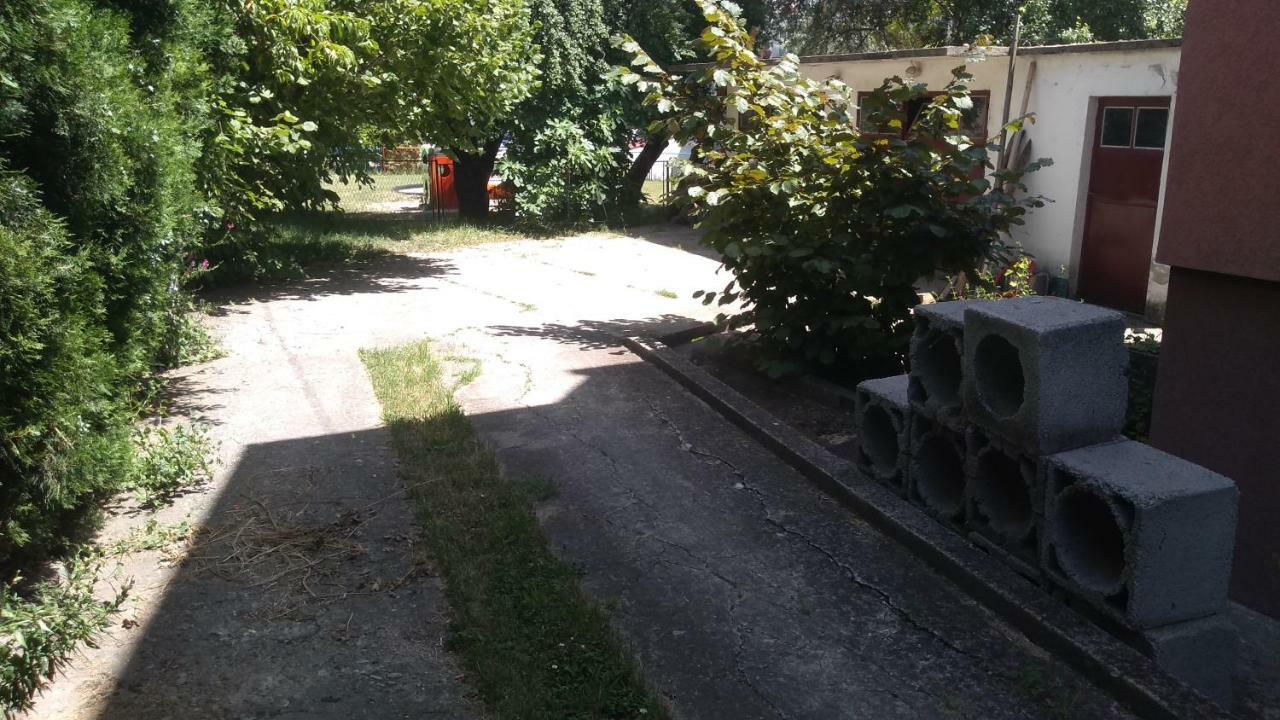 Apartmani Mimi سوكو بانيا المظهر الخارجي الصورة